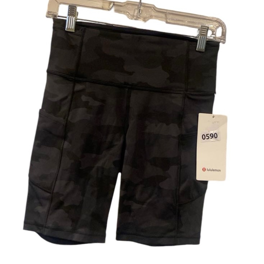 NWT Lululemon fast and free HR shorts Size 6